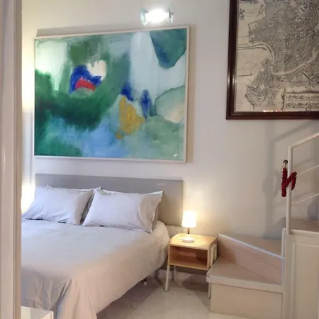 Interno 6 * Rome