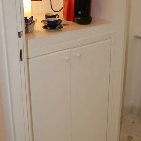 Interno 6 * Rome