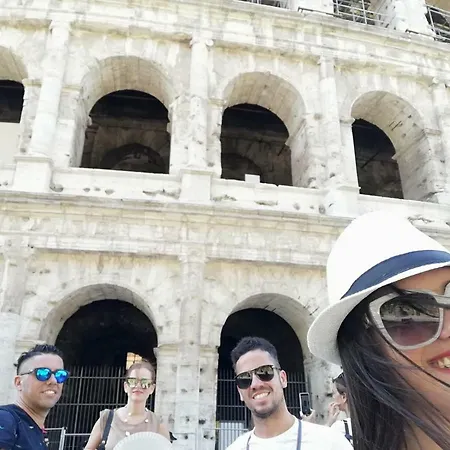 Interno 6 *